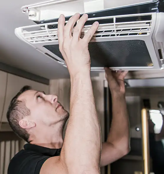  Professional Licensed And Insured Cleaners in Revere, MA